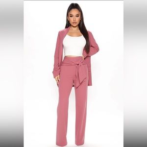 Fashion Nova Tie Waist Pants-Mauve-Large Never worn